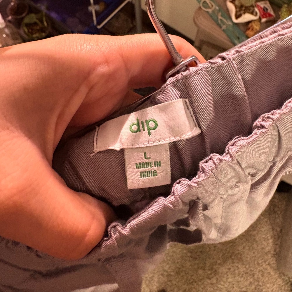 Dip Women's Gray Cargo Jogger Pants Size L‎ Drawstring Waist Elastic Cuffs New - Picture 2 of 12